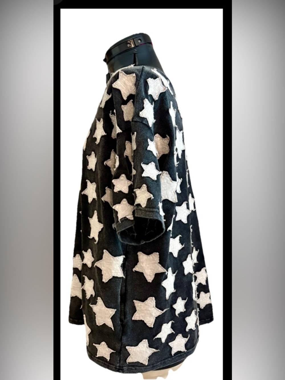 Blue Velvet Women’s black/ Gray Star Patch Oversized T-shirt Size S - Picture 5 of 9